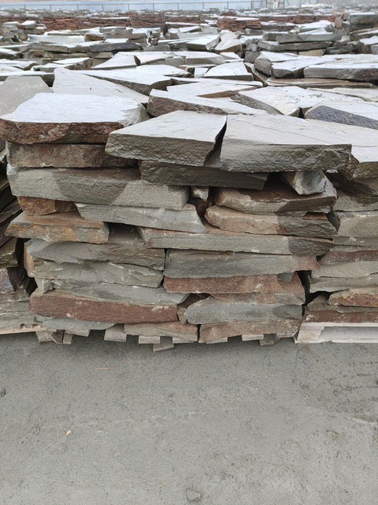 Плитняк песчаник серо-зелёный для мощения 60-65 мм купить в Нижегородской области