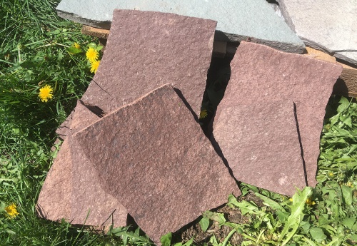 Плитняк лемезит бордовый для цоколя 1,5-2 см купить в Нижегородской области