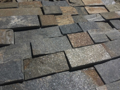 Плитка пилёная златолит Уральский для цоколя, отмостки купить в Нижегородской области