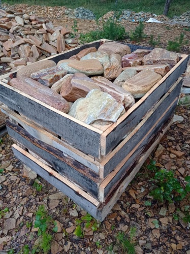 Златолит жёлтый, жёлто-зелёный глыбки и валуны для ланшафтного дизайна купить в Нижегородской области