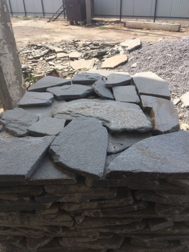 Златолит серебристый галтованный для лестниц купить в Нижегородской области