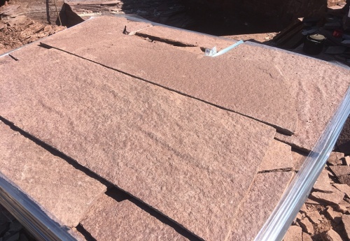 Плитняк лемезит бордовый для ступеней 20-25 мм купить в Нижегородской области